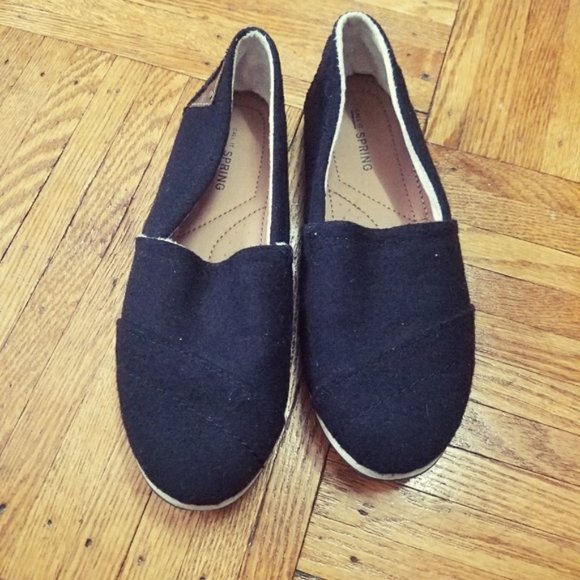 LUMINA Furry shoes, good for spring/fall - Picture 5 of 5